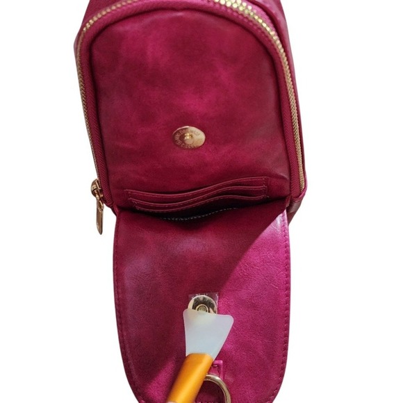 Waverly Woven Sling Bag - Fuchsia - Picture 6 of 10